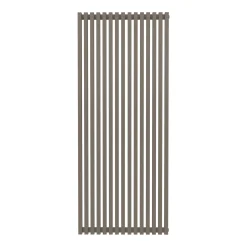 Designradiator Vertica D in Cappuccino, vooraanzicht op een witte achtergrond