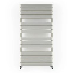 Handdoekradiator Warp T Bold tegen een witte achtergrond
