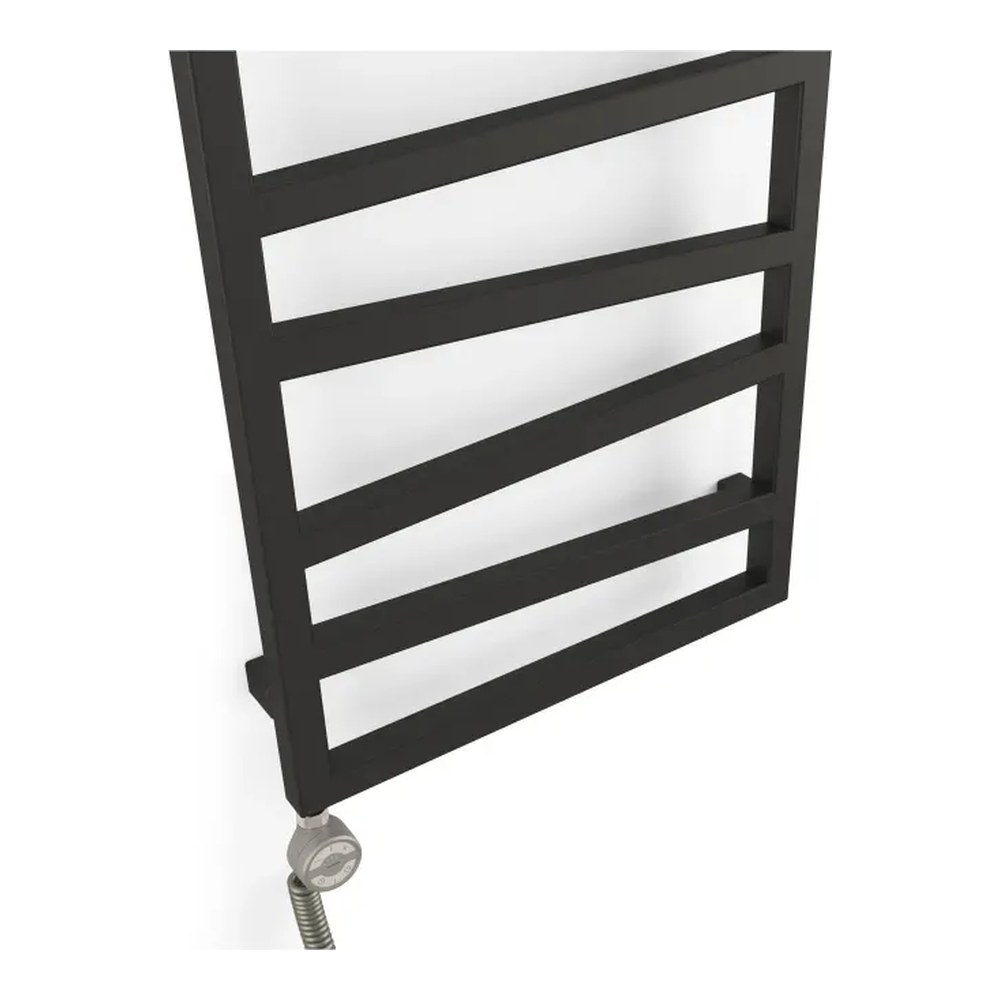 Handdoekradiator ZigZag, productfoto op een witte achtergrond