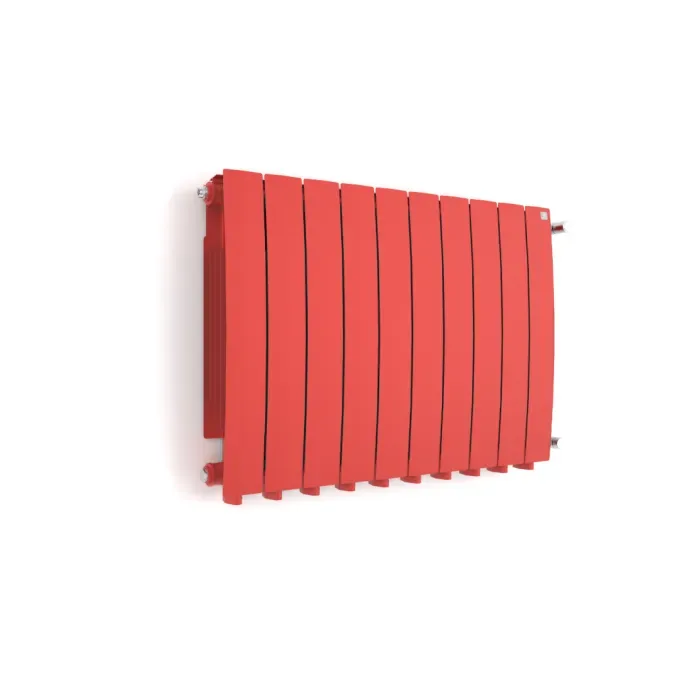 Aluminium ledenradiator Bergamo in RAL 3028 zuiverrood, schuin vooraanzicht